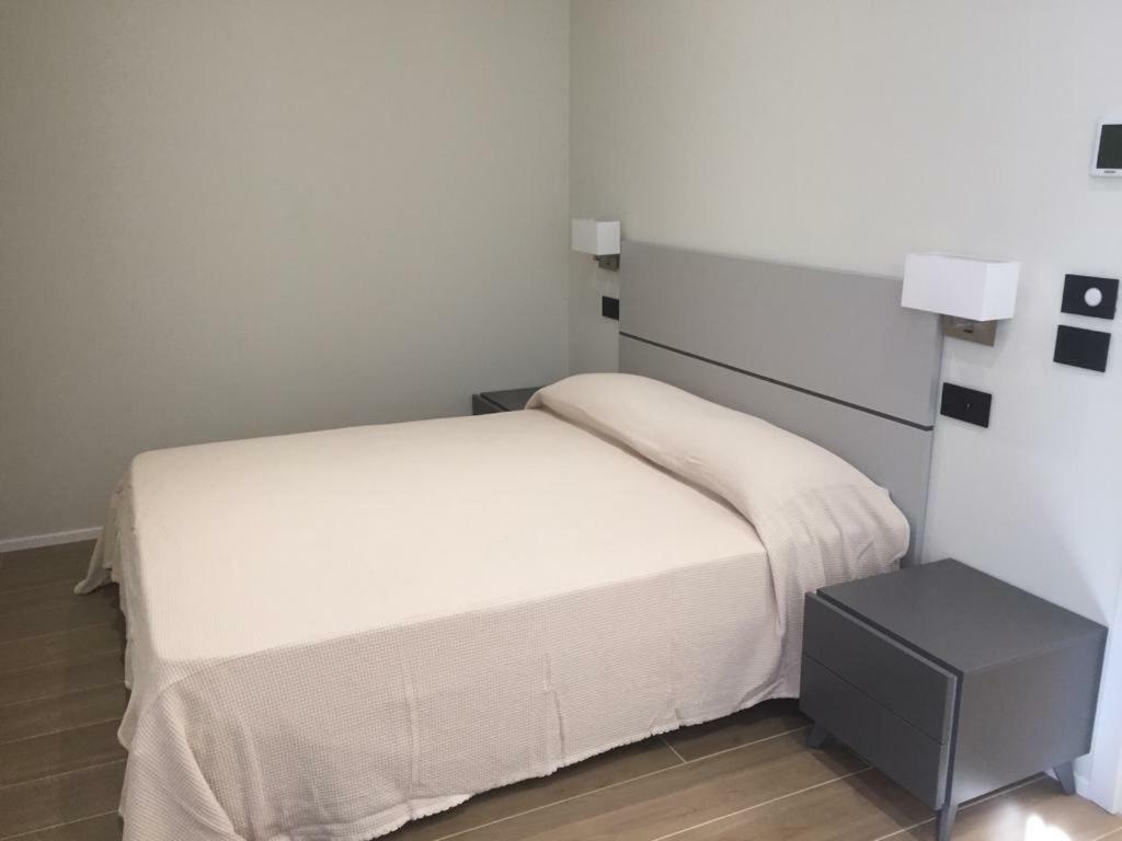 Roma Rooms Ancona Bagian luar foto